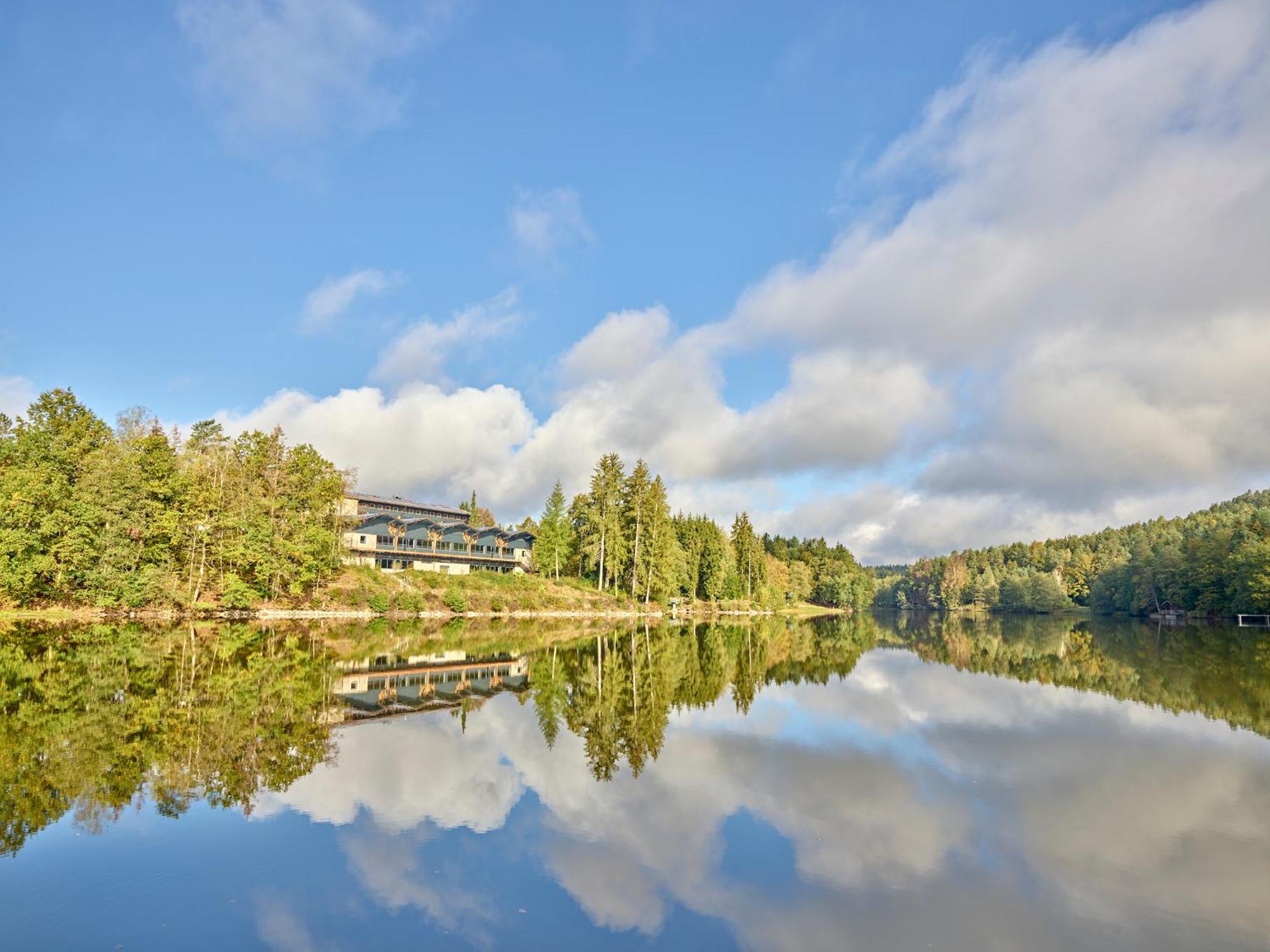 Das Dreiburgensee Naturhotel & Spa Thurmansbang Exterior photo