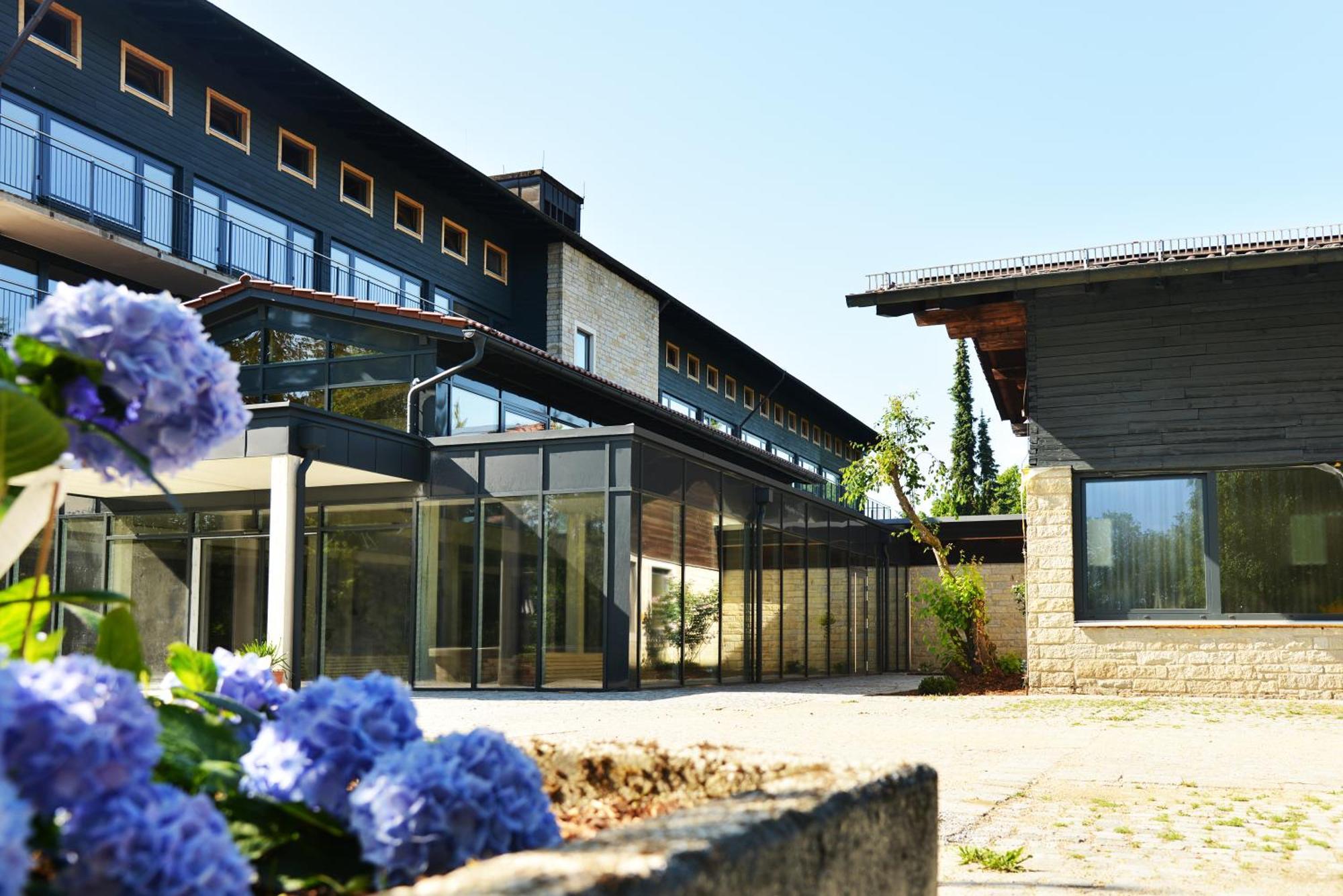 Das Dreiburgensee Naturhotel & Spa Thurmansbang Exterior photo